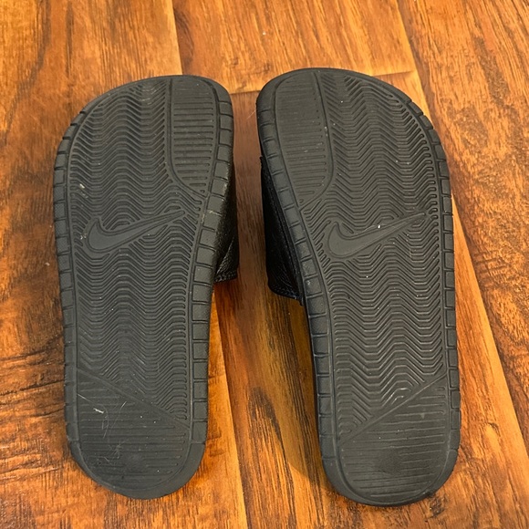 Nike‎ Benassi JDI Slides – Women’s 6, Black/White, Comfort Sandals Slides - Picture 5 of 6
